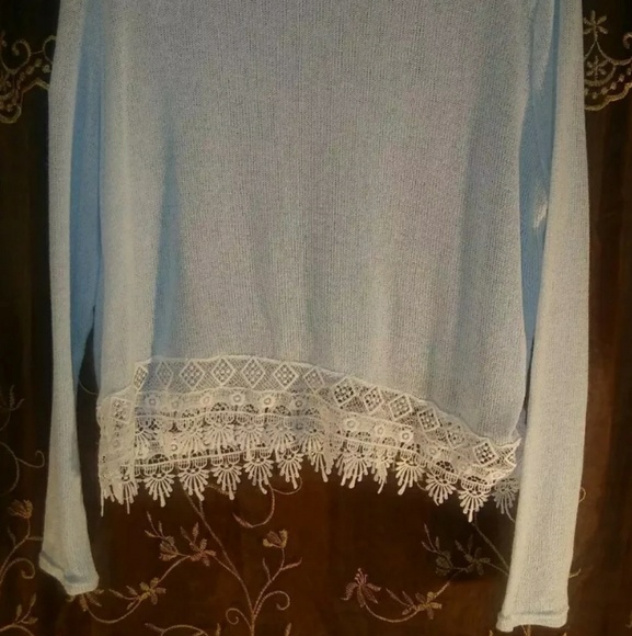 H&M Divided Sweater Size L - Picture 2 of 6